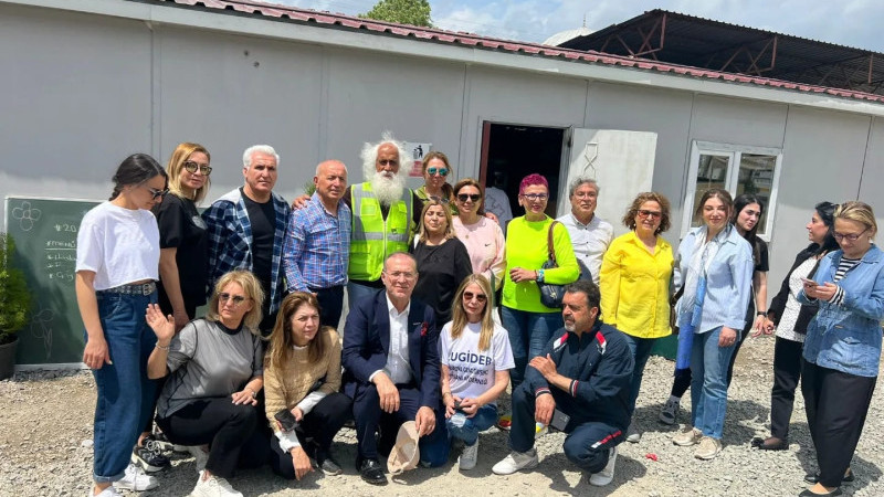 ÇUKUROVA SİFED ailesi bayramda depremzede çocukları unutmadı