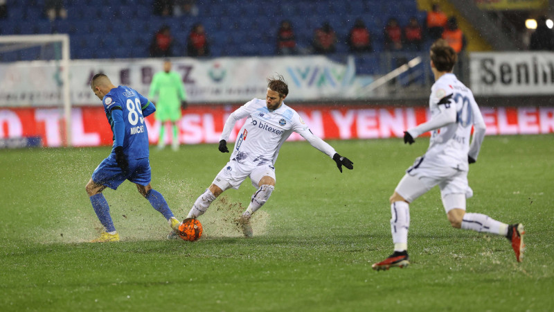 Şimşek, eli boş dönüyor: 0-1