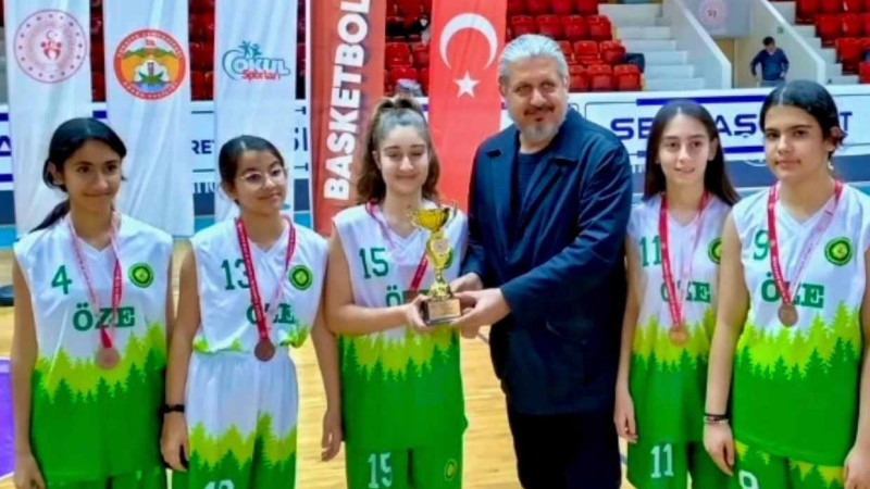 Basketbolda yerel lig maçları sona erdi