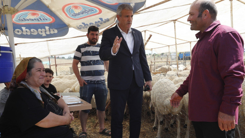 ÇUKUROVA BELEDİYESİ KURBAN SATIŞ VE KESİM YERLERİNİ DENETLEDİ