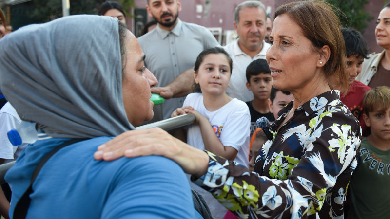 OYA TEKİN’DEN GÜLBAHÇESİ MAHALLESİNE ZİYARET