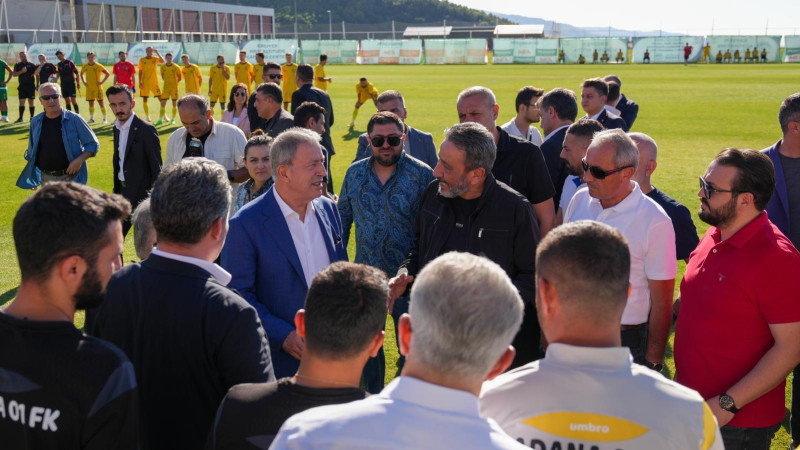 HULUSİ AKAR'DAN ADANA 01 ANTRENMANINA ZİYARET