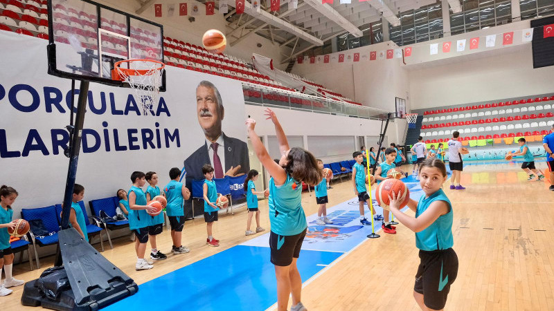 GELECEK SPORLA GÜÇLENECEK