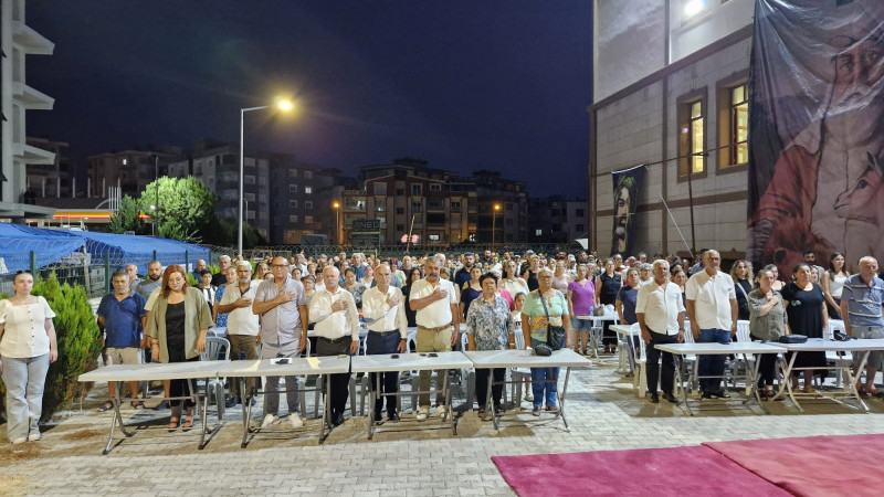 CEYHAN CEMEVİ’NDE AŞURE ETKİNLİĞİNE YÜZLERCE VATANDAŞ KATILDI.