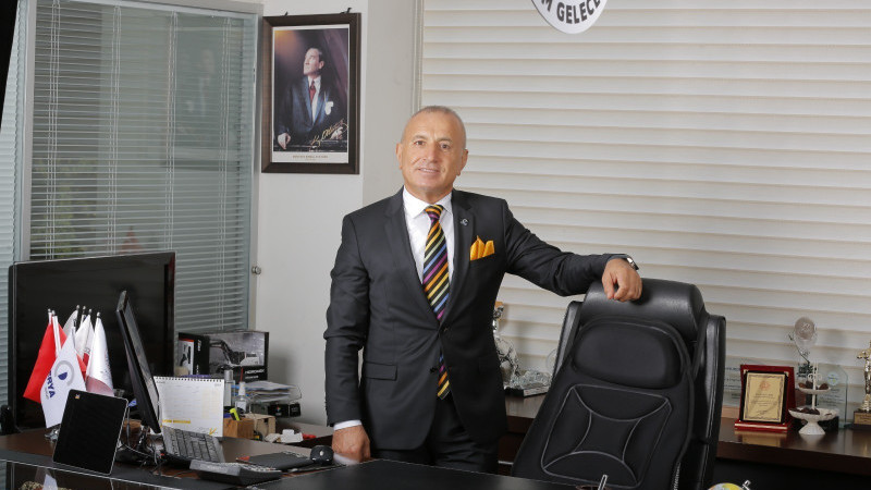“OTOMOTİV SEKTÖRÜNDE İSTİKRARSIZ FİYATLAR PİYASAYI BELİRSİZLEŞTİRİYOR”