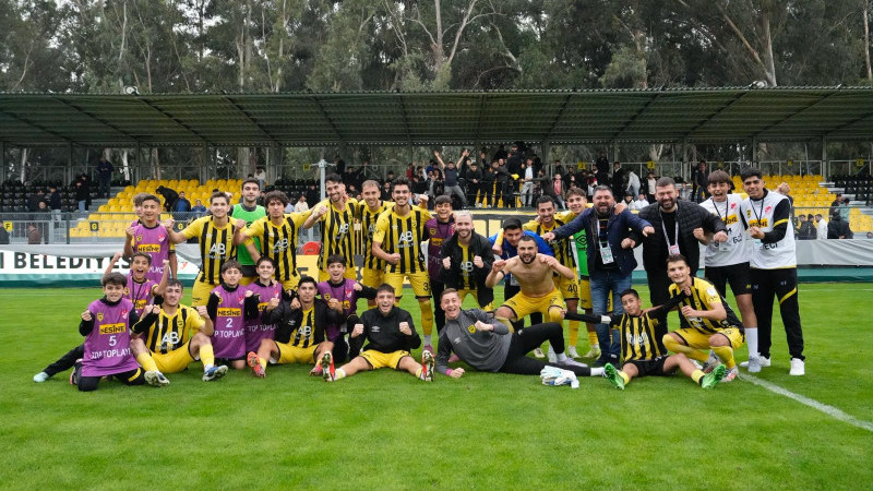 ADANA 01 YÖNETİMİNDEN TARAFTARA TEŞEKKÜR