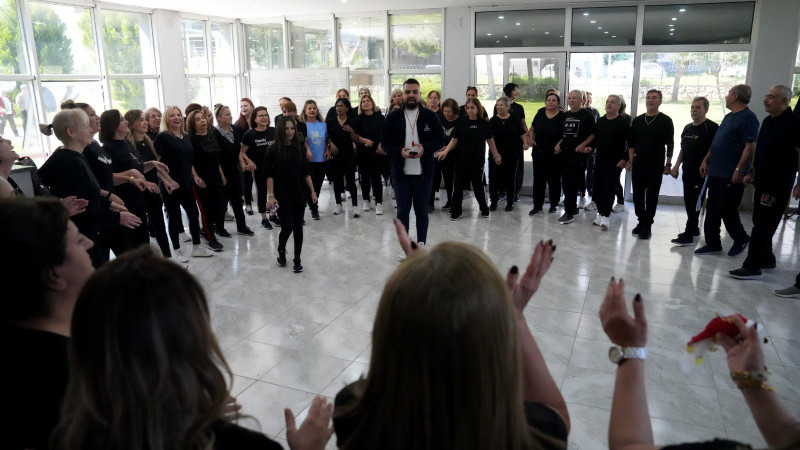 ÇUKUROVA’DA HALK OYUNLARIYLA KÜLTÜREL MİRAS YAŞATILIYOR