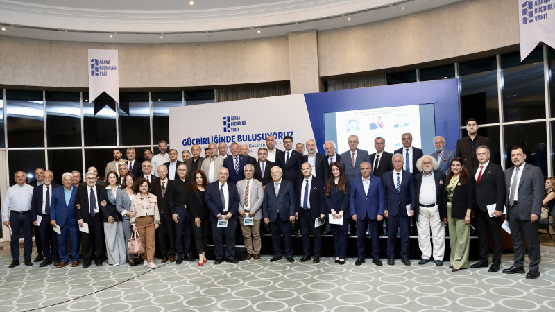 ADANA GÜÇBİRLİĞİ VAKFI KURUCU BAŞKANINI AĞIRLADI