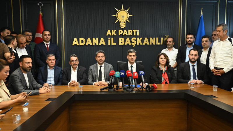 AK Parti Adana İl Başkanı Mustafa Özkan görevine başladı