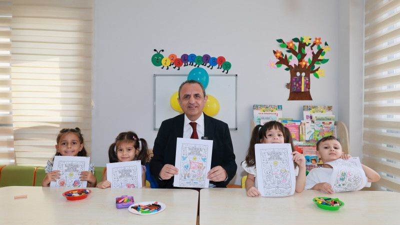 TARIK ÖZÜNAL’DAN MİNİK YÜREKLERE YENİ EĞİTİM YILI ZİYARETİ
