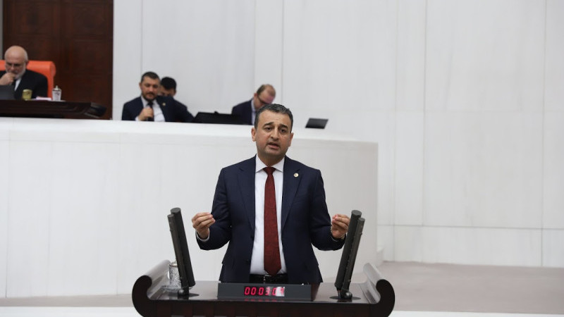 BULUT; “EMEKÇİYİ, SEFALETE MAHKUM EDEN ASGARİ ÜCRETİ KABUL ETMİYORUZ”