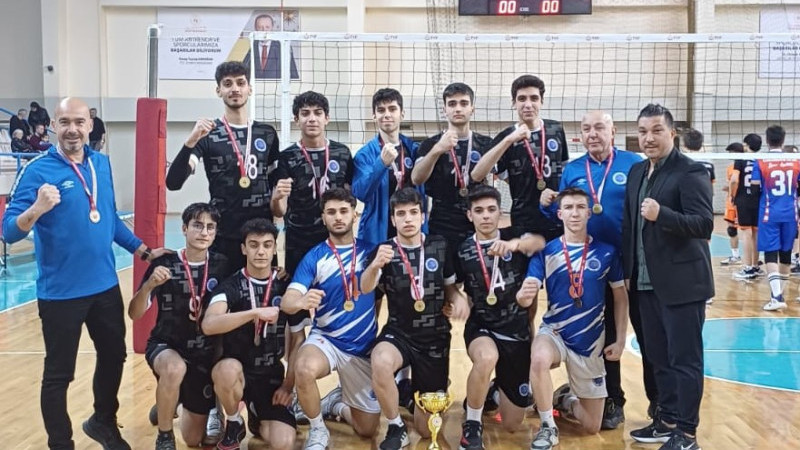 SEYHANLI GENÇ VE KÜÇÜK ERKEK VOLEYBOLCULAR ADANA ŞAMPİYONU OLDU