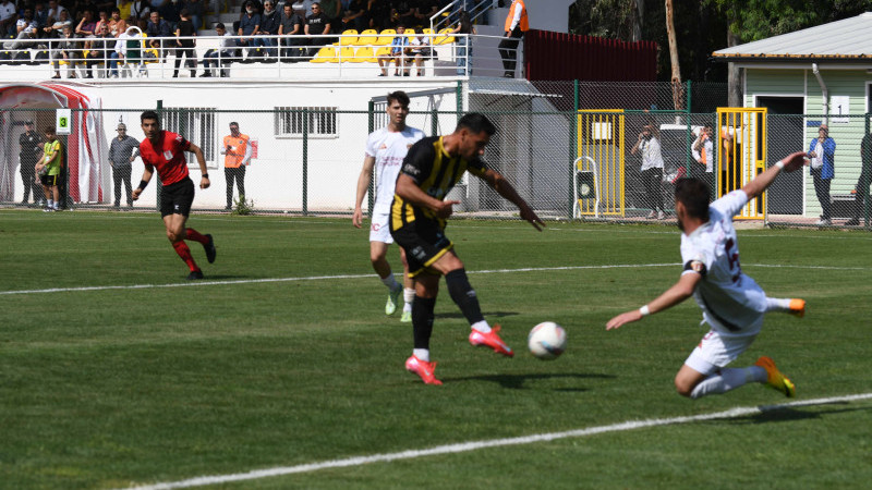ADANA 01 İNEGÖL'Ü 4-2'LİK SKORLA GEÇTİ