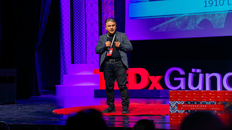 GAZETECİ MEHMET ULUĞTÜRKAN, TEDx GÜNDOĞDU’DA KONUŞTU