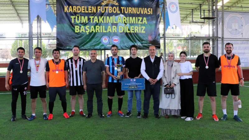 EĞİTİM-BİR-SEN’İN 15. GELENEKSEL KARDELEN FUTBOL TURNUVASI TAMAMLANDI