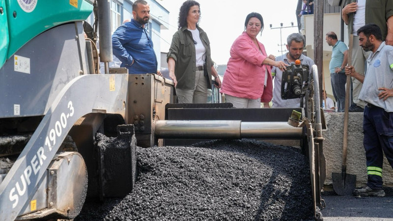BAŞKAN VEKİLİ AKKAN, ASFALT ÇALIŞMALARINI YERİNDE İNCELEDİ
