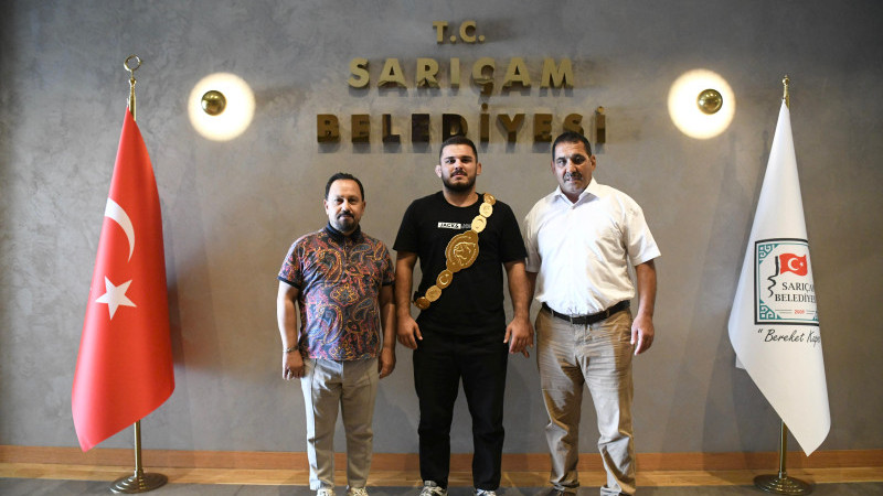 KIZILDAĞ BAŞPEHLİVANI ÇELEBİ’DEN BAŞKAN ULUDAĞ’A ZİYARET