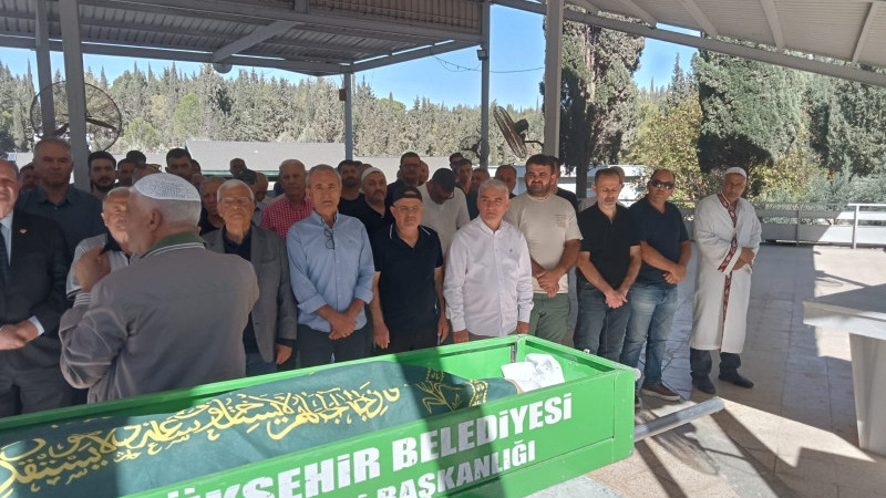 RUHİ YANGIN SON YOLCULUĞUNA UĞURLANDI