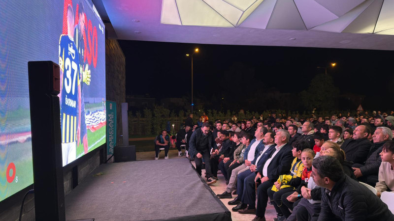 SARIÇAM’DA DERBİ COŞKUSU BAŞKAN ULUDAĞ’LA ZİRVEYE ÇIKTI