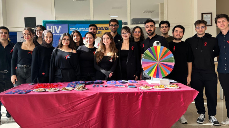 AIDS ARTIK ÖLDÜRMÜYOR VE BULAŞMIYOR