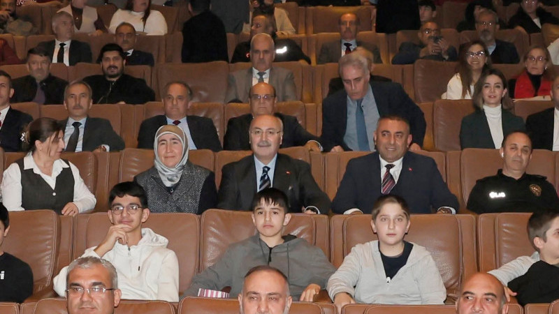 VALİ KÖŞGER “HİND RAJAB’IN SESİ” FİLMİNİN ADANA GÖSTERİMİNİ İZLEDİ