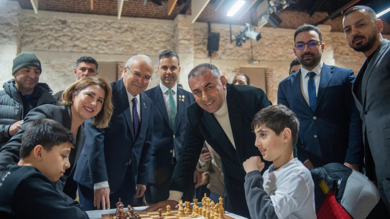 5 OCAK COŞKUSU SATRANÇLA TAÇLANDI