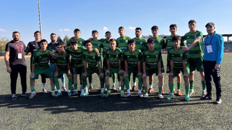 CEYHANGÜCÜ U18 D GRUBU ŞAMPİYONU OLDU