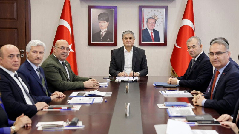 VALİ YAVUZ BAŞKANLIĞINDA EĞİTİM DEĞERLENDİRME TOPLANTISI YAPILDI