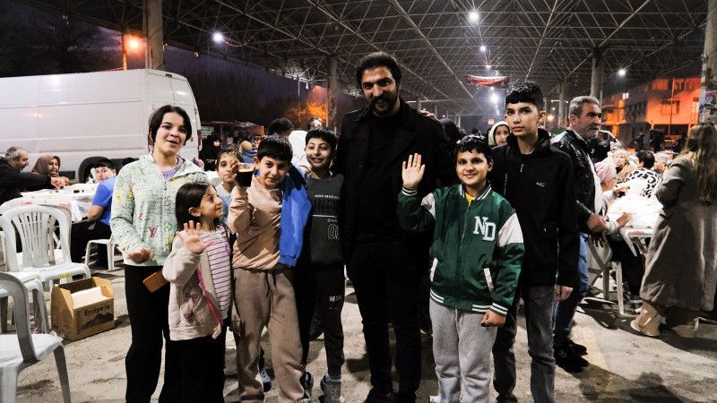 GÖNÜL SOFRALARI ADANA’DA BİRLİK RUHUNU GÜÇLENDİRDİ