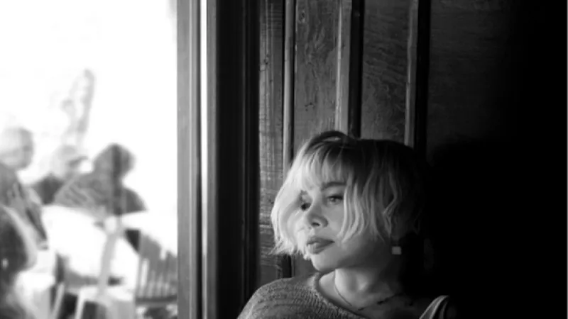 SEZEN AKSU'DAN 'AŞK' İDDİALARINA YALANLAMA