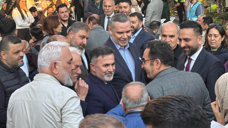 AK PARTİ SEYHAN TEŞKİLATI AİLE İFTARINDA BULUŞTU