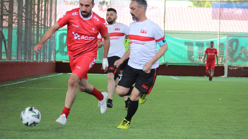 AOSB Futbol Turnuvası’nda Heyecan Artıyor