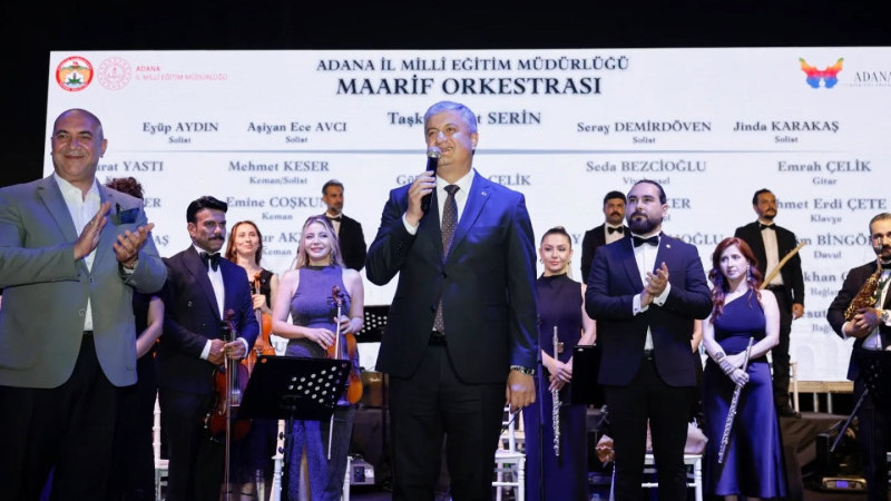 VALİ MUSTAFA YAVUZ MAARİF ORKESTRASININ MUHTEŞEM KONSERİNE KATILDI