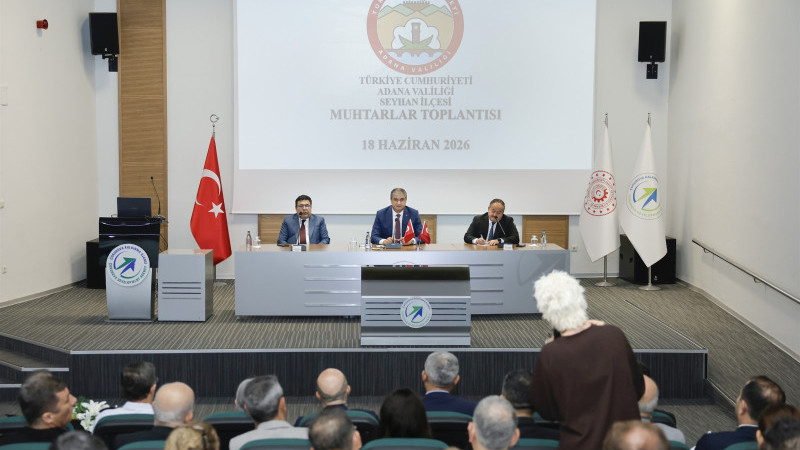 VALİ MUSTAFA YAVUZ SEYHAN’DA GÖREV YAPAN MUHTARLARIMIZLA BİR ARAYA GELDİ