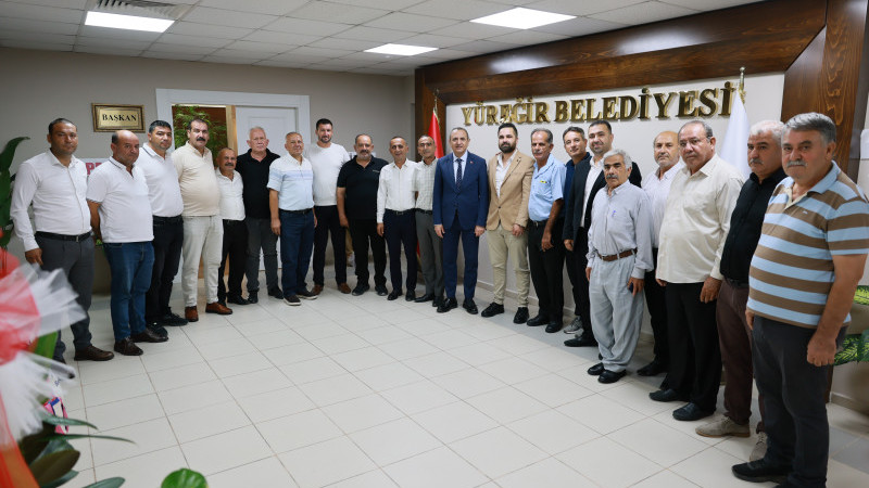BAŞKAN VEKİLİ TARIK ÖZÜNAL MUHTARLARIN TALEPLERİ DİNLİYOR