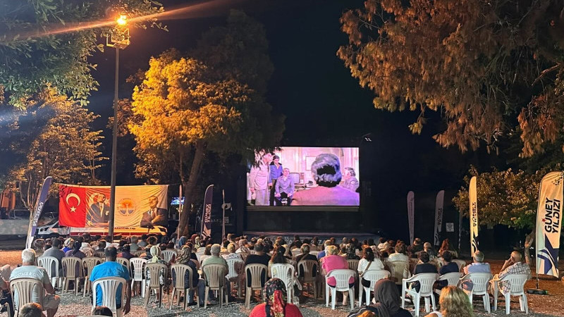 Yumurtalık, Altın Koza’ya renk kattı…