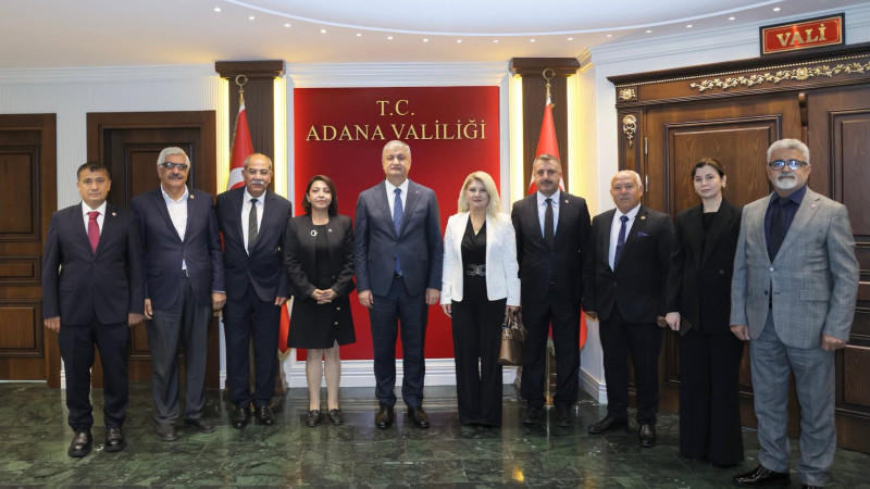 MUHTAR DERNEKLERİ BAŞKANLARINDAN VALİ MUSTAFA YAVUZ’A ZİYARET